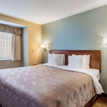 Quality Inn Chester - South Richmond Экстерьер фото