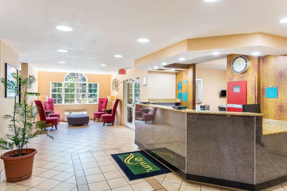 Quality Inn Chester - South Richmond Экстерьер фото