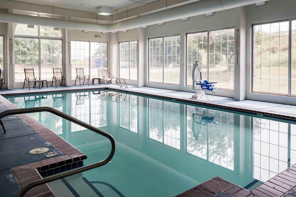Quality Inn Chester - South Richmond Экстерьер фото