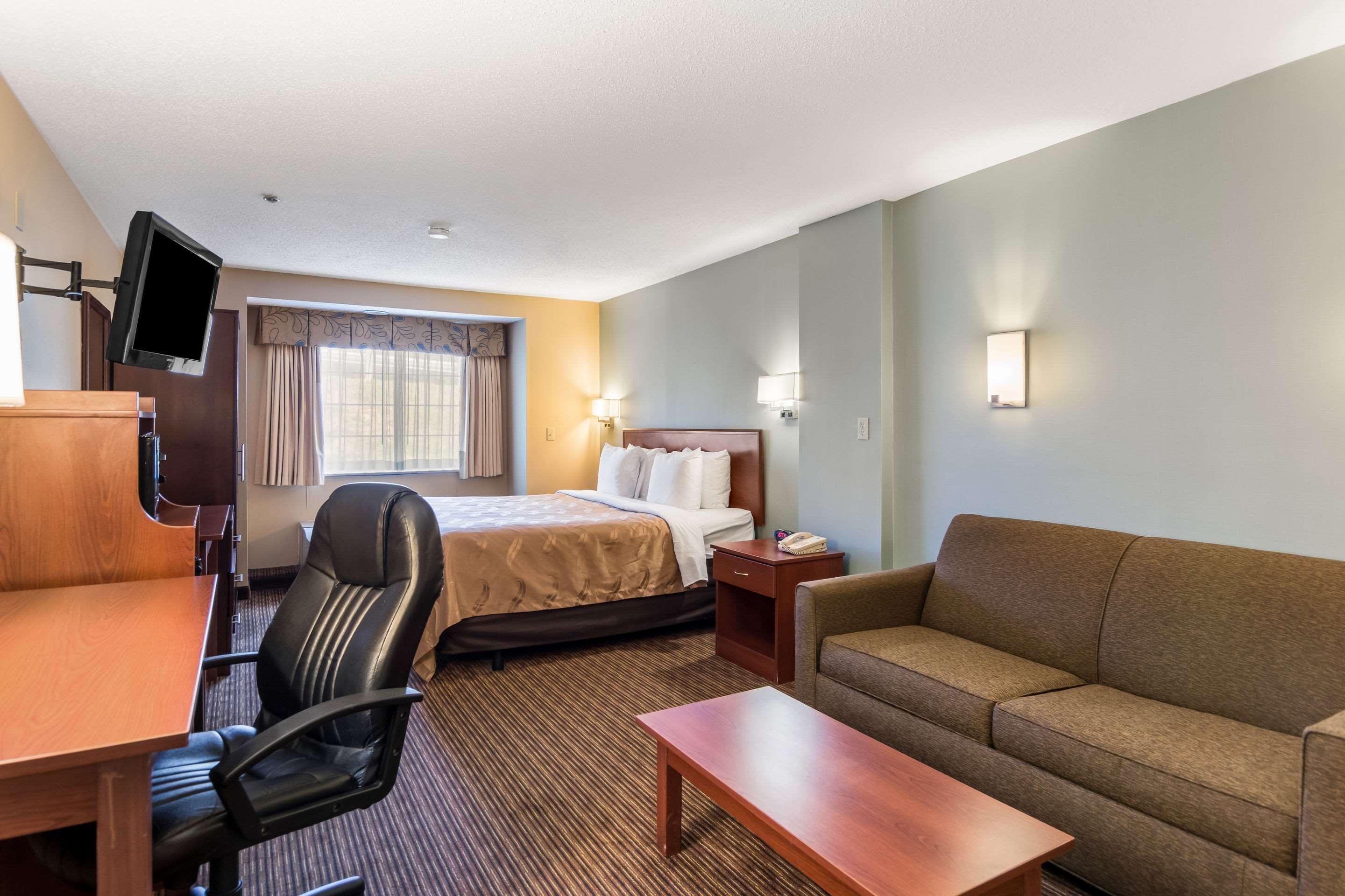 Quality Inn Chester - South Richmond Экстерьер фото
