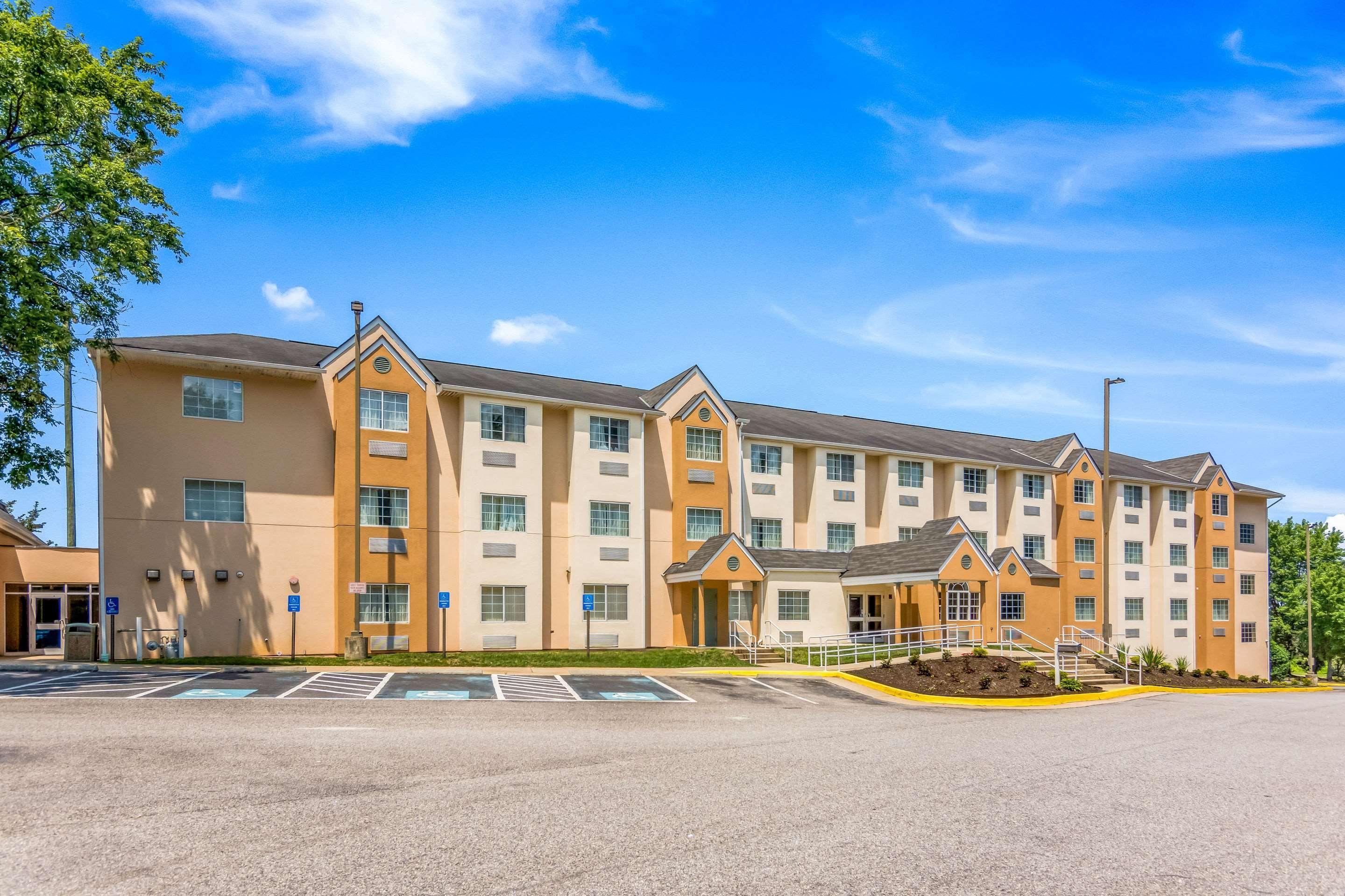 Quality Inn Chester - South Richmond Экстерьер фото