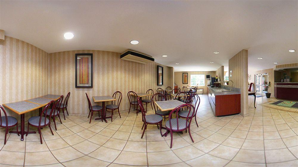 Quality Inn Chester - South Richmond Экстерьер фото
