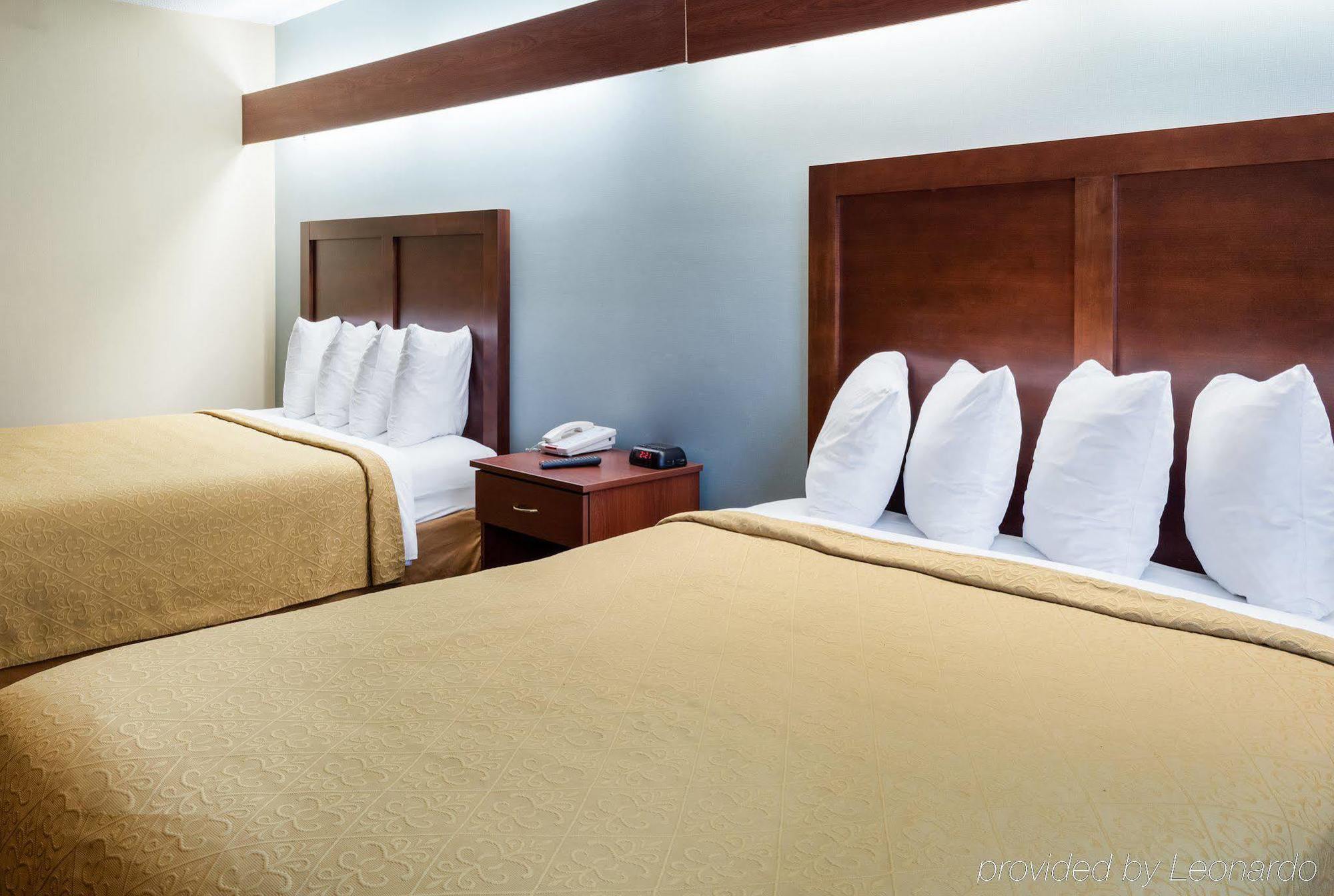 Quality Inn Chester - South Richmond Экстерьер фото