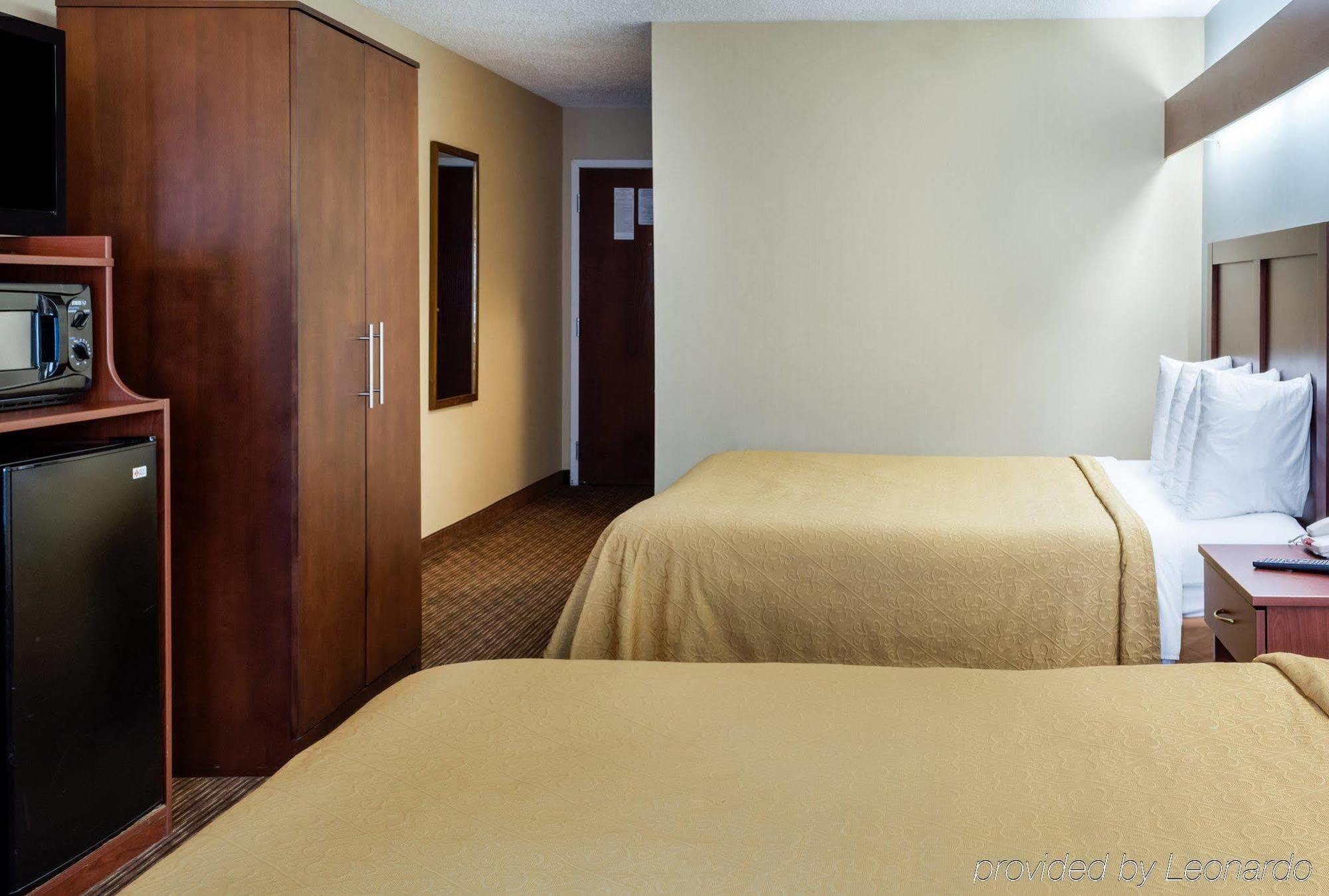Quality Inn Chester - South Richmond Экстерьер фото